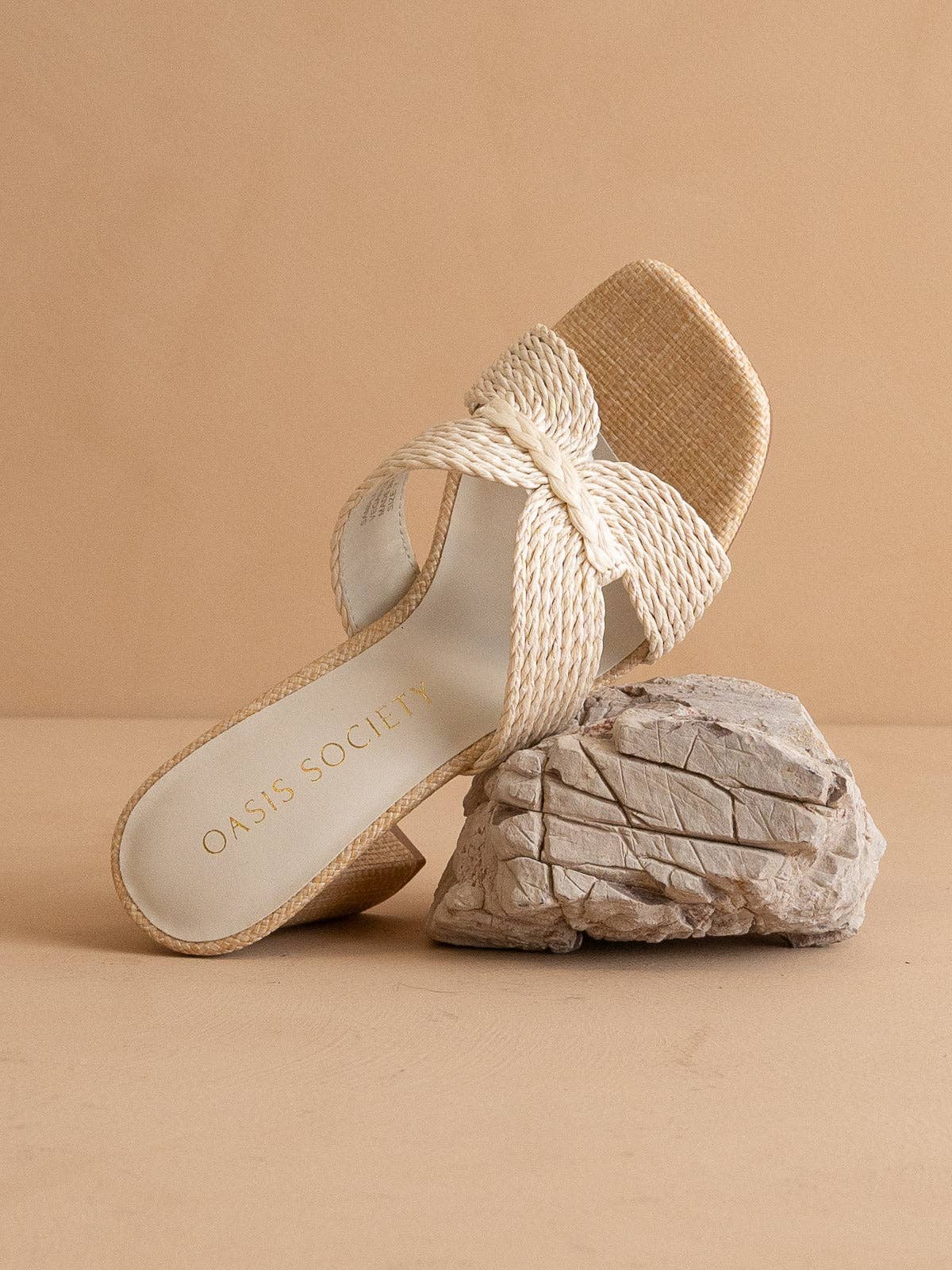 The Santiago | Off White Raffia Heel