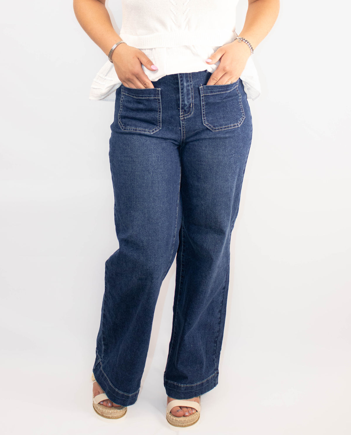 Wide Leg Pocketed High Waist Jeans