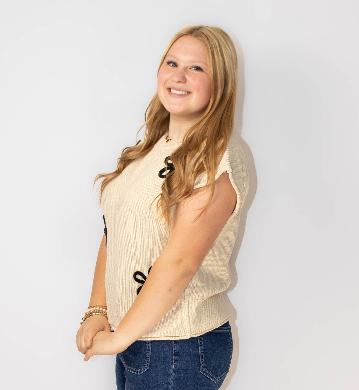 Embroidery Soft Sweater Vest Top