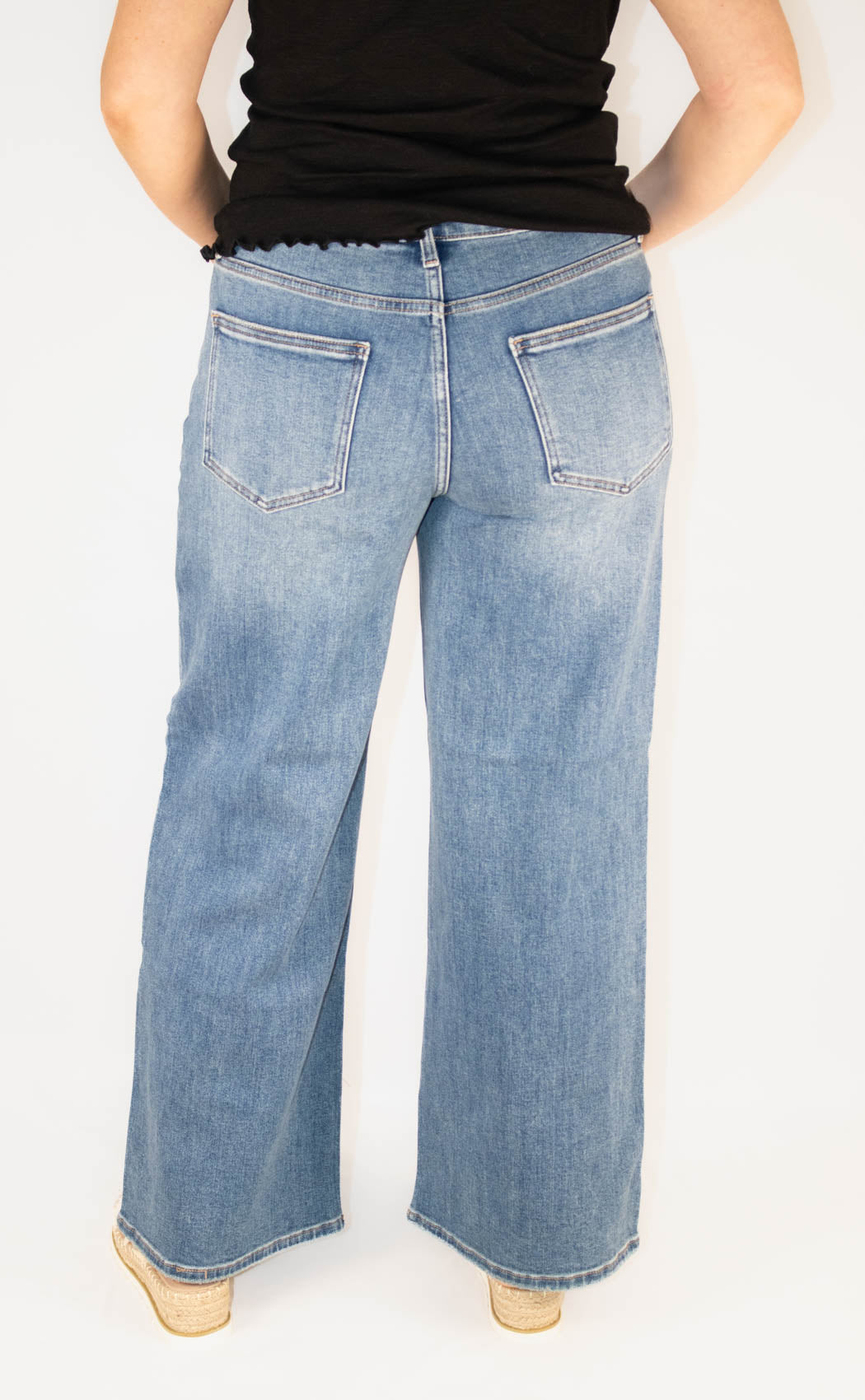 Relaxed Vintage Straight Ankle Denim