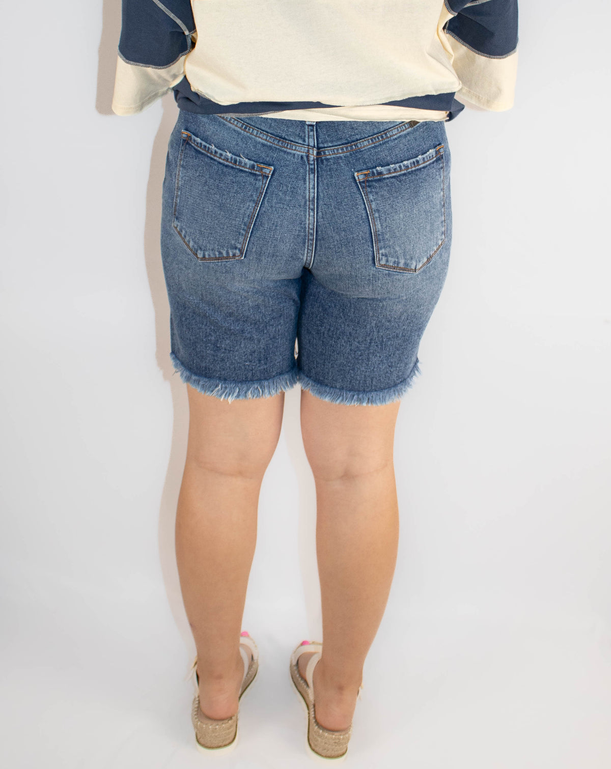 Kan Can Bermuda Short