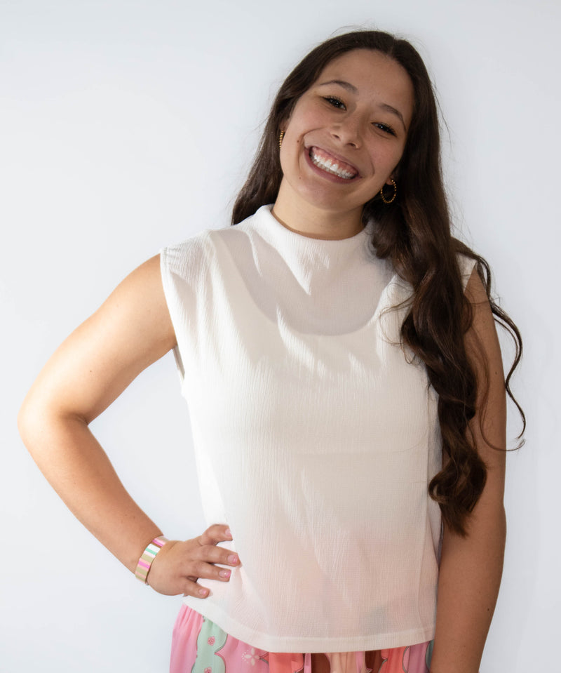 Stretchy Crinkled Fabric Sleeveless Top